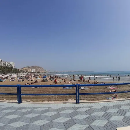 Grande-centro Barrio Playa Apartment *